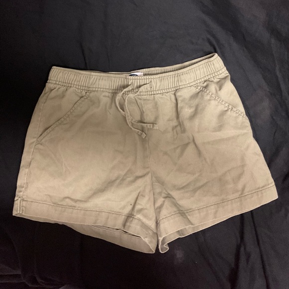 Green old navy shorts ,kids,girls,shorts,cargo - Picture 1 of 3
